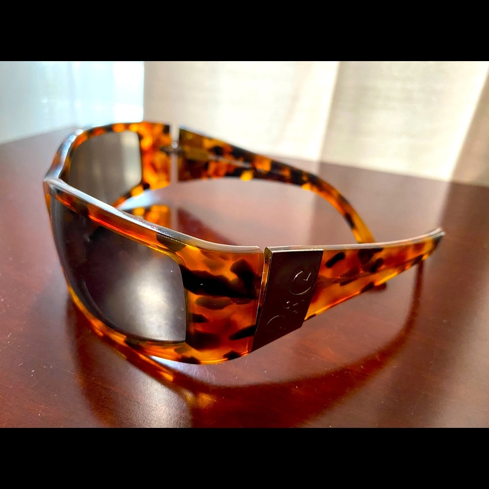 Vintage Dolce and Gabbana sunglasses!
